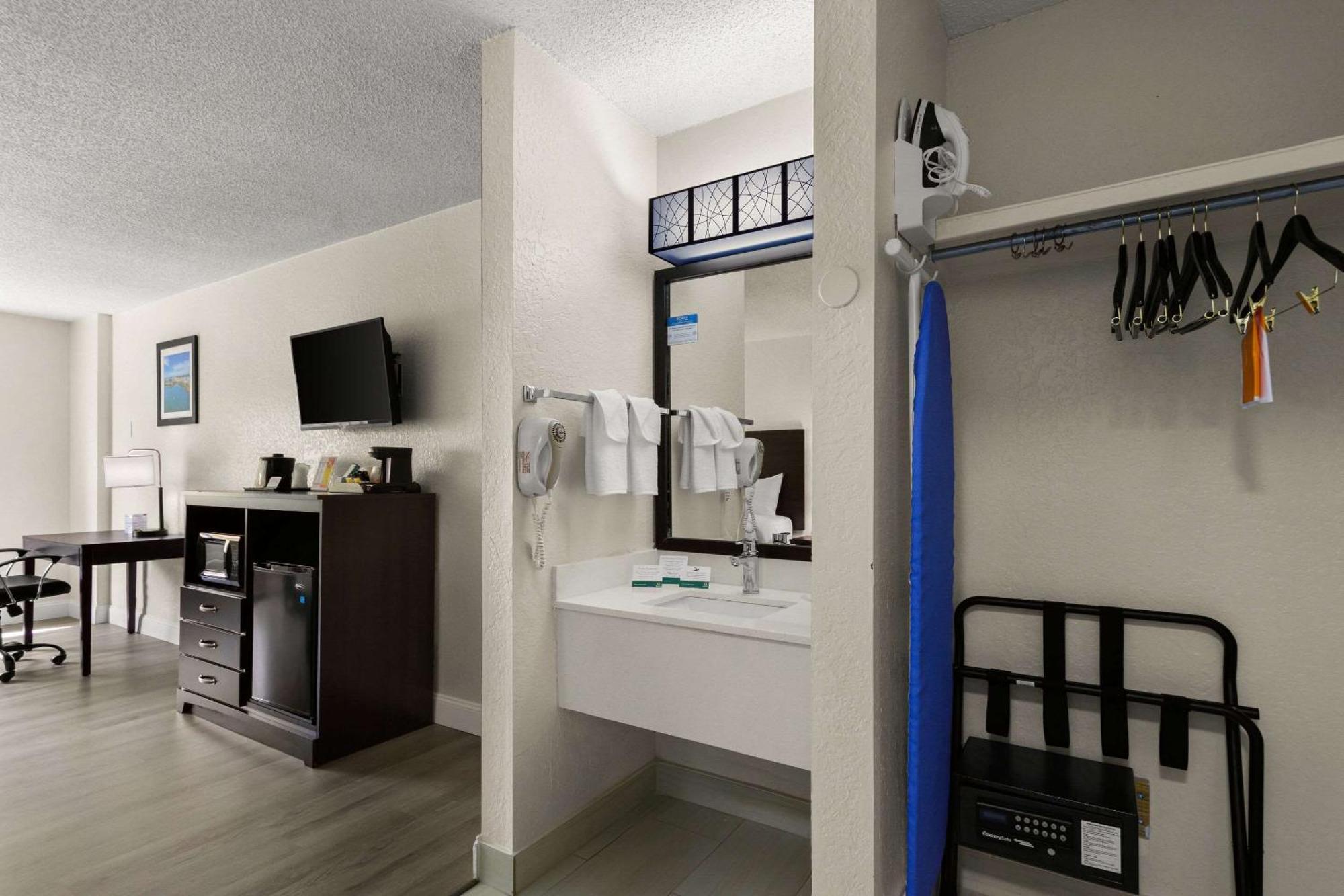 Quality Inn Sarasota I-75 Vamo Kültér fotó